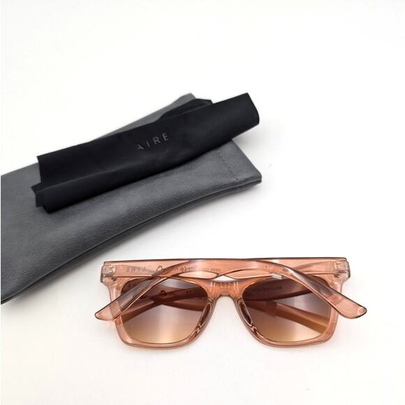 Aire Bellatrix Cat Eye Sunglasses Biscuit Frame W/ Brown Gradient Lens One Size - Picture 2 of 5
